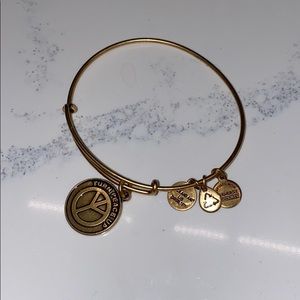 Alex and Ani (4) New Turn peace up bracelet